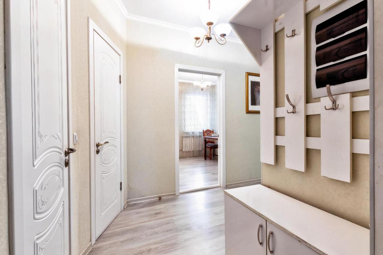 Apartments Near Bayterek Αστάνα Εξωτερικό φωτογραφία